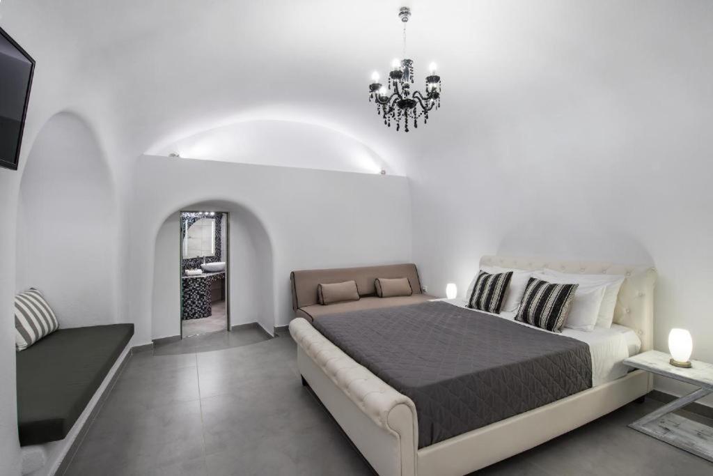 Unique Leta Apartment Фира Екстериор снимка