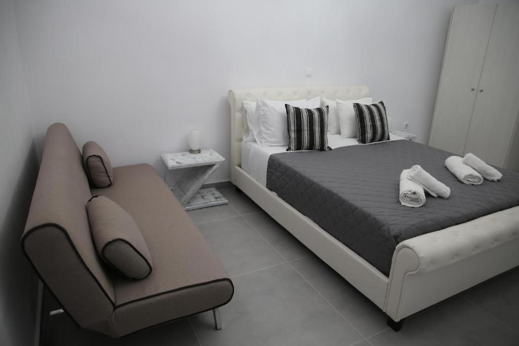 Unique Leta Apartment Фира Екстериор снимка